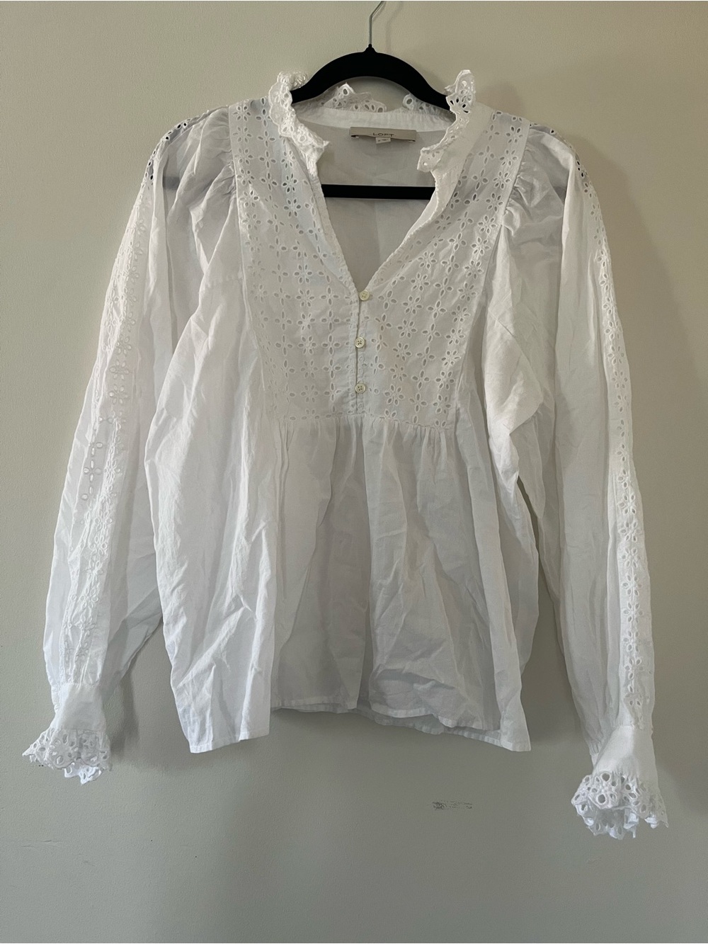 SOLD Loft White Eyelet Cotton Peasant Top Medium Cottagecore Romantic Prairie